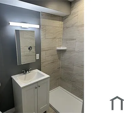 2407 W North Ave #2 — Photo 6