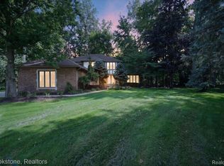 11390 Silverlake Ct, Shelby Township, MI 48317