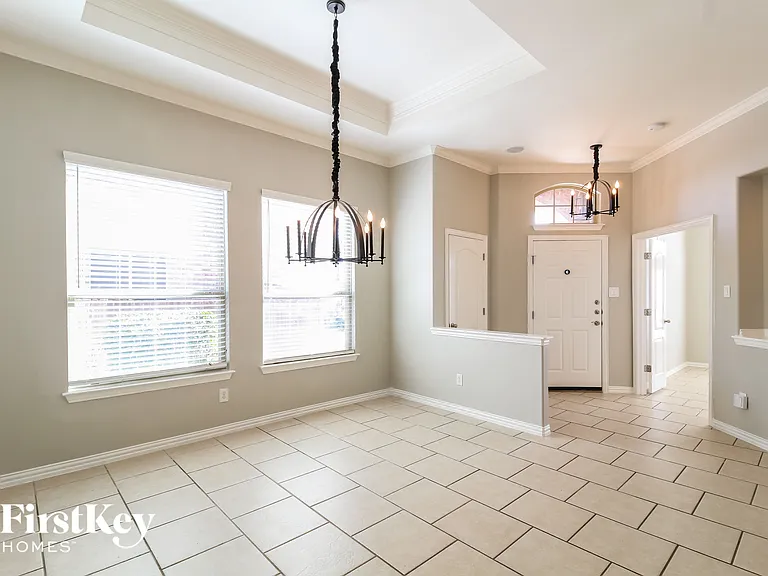 15024 Spruce St — Photo 6