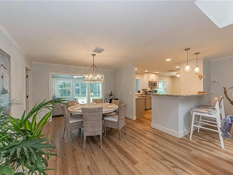 326 Date Palm Rd — Photo 4