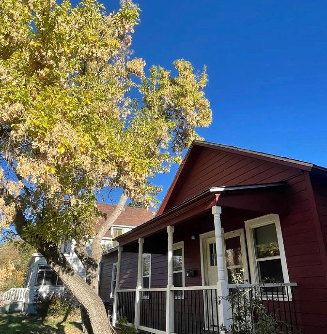 4 bed, 2100 sqft, $3,195 — Photo 1