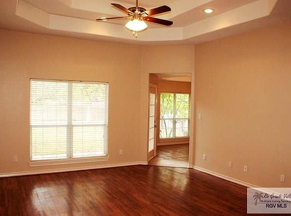 4th image of 1402 Summerfield Ln