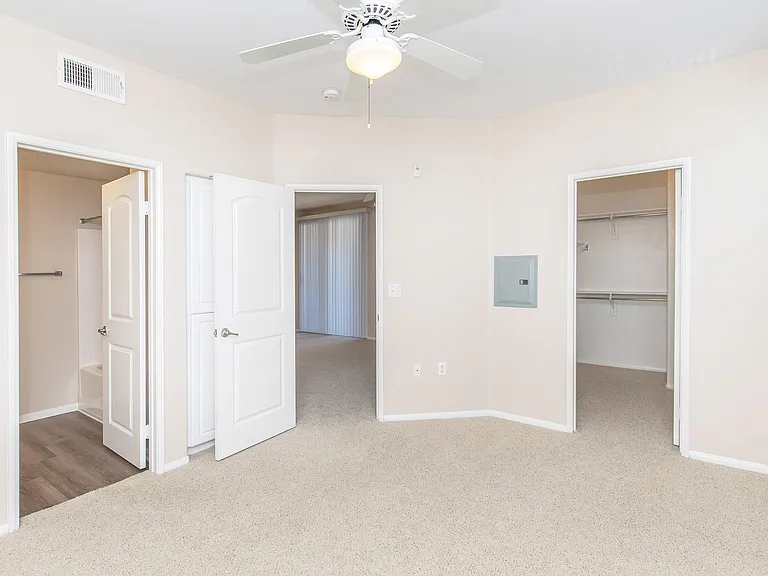 Meadow Square Apartment Homes — Photo 51
