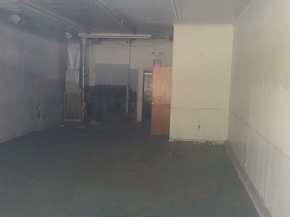5th image of 872 West Beech Street