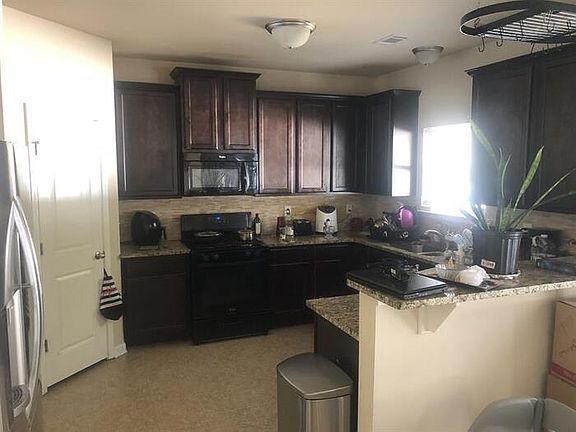 4th image of 3311 Grundy Ives Dr