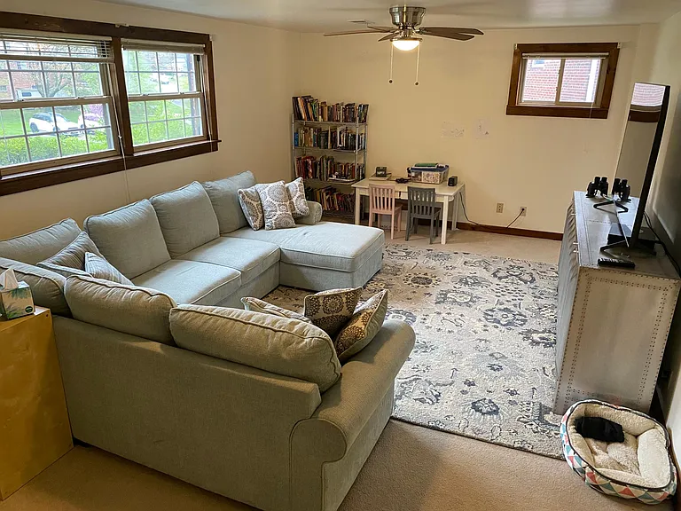 12107 Hunters Ln — Photo 14