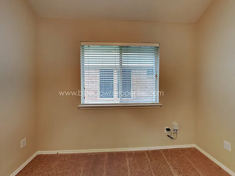 11364 Lockshire Dr — Photo 13