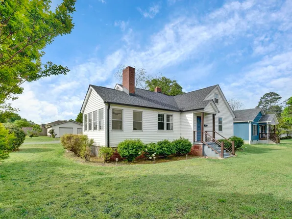 201 Pine St, Clinton, SC 29325