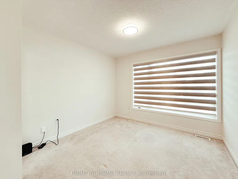 30 Boothill Dr — Photo 44
