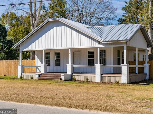424 NW Central Ave, Blackshear, GA 31516