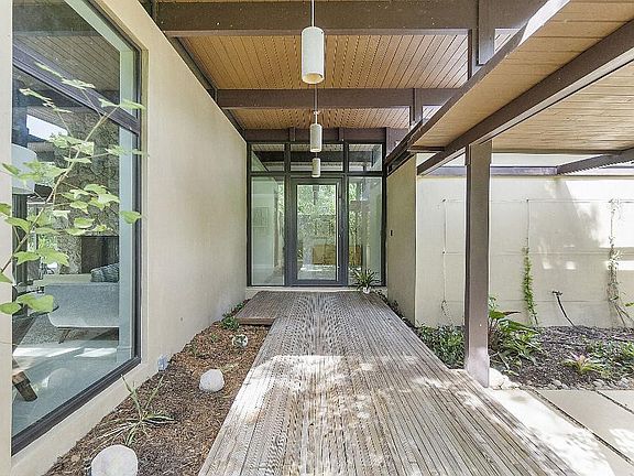 5th image of 6221 Almond Terrace