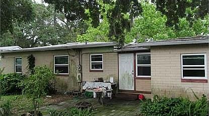 4th image of 915 Mayfair Cir