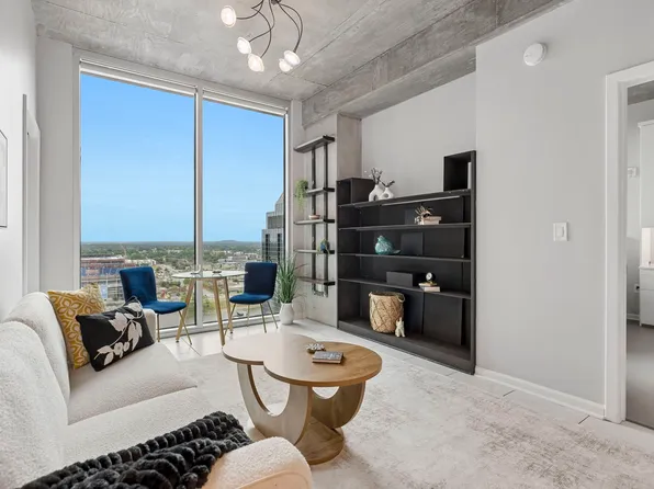 415 Church St APT 2413, Nashville, TN 37219