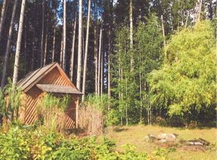 6730 Pinehill Dr, Charlevoix, MI 49720