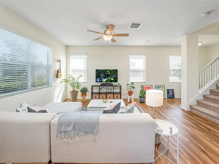 3272 Rodrick Cir — Photo 6