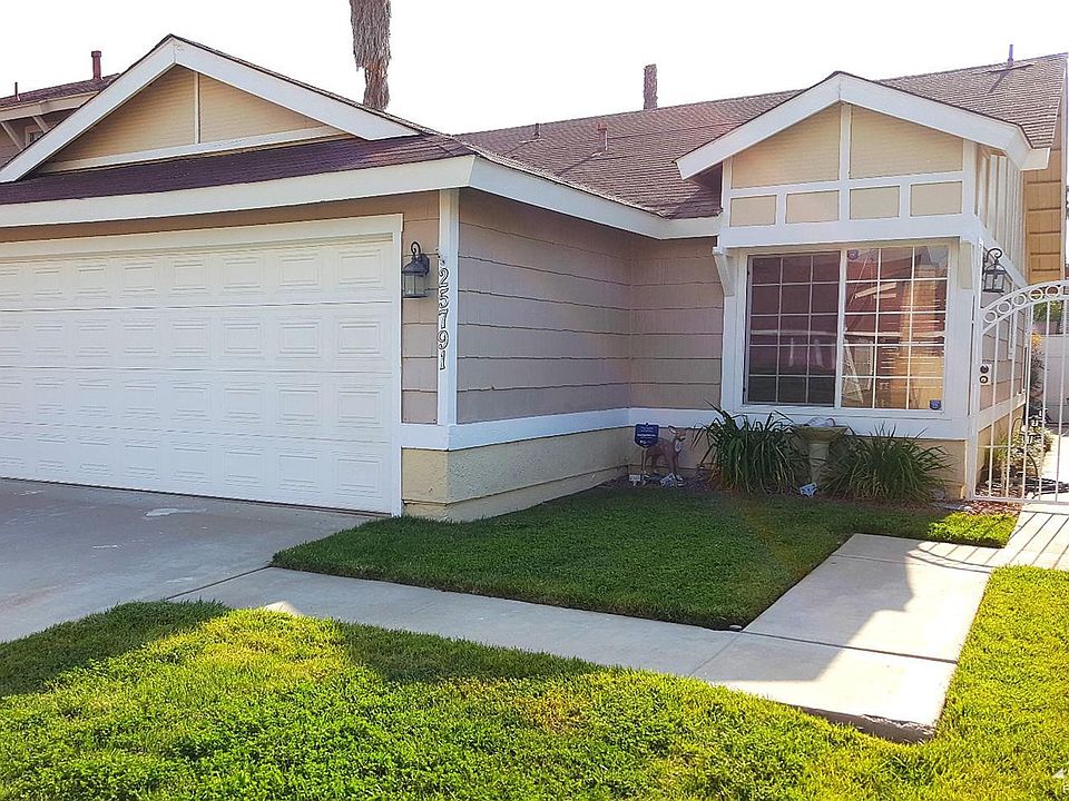 1st image of 25791 Parsley Ave
