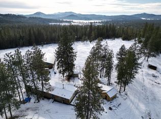 4053D Garden Spot Rd, Loon Lake, WA 99148