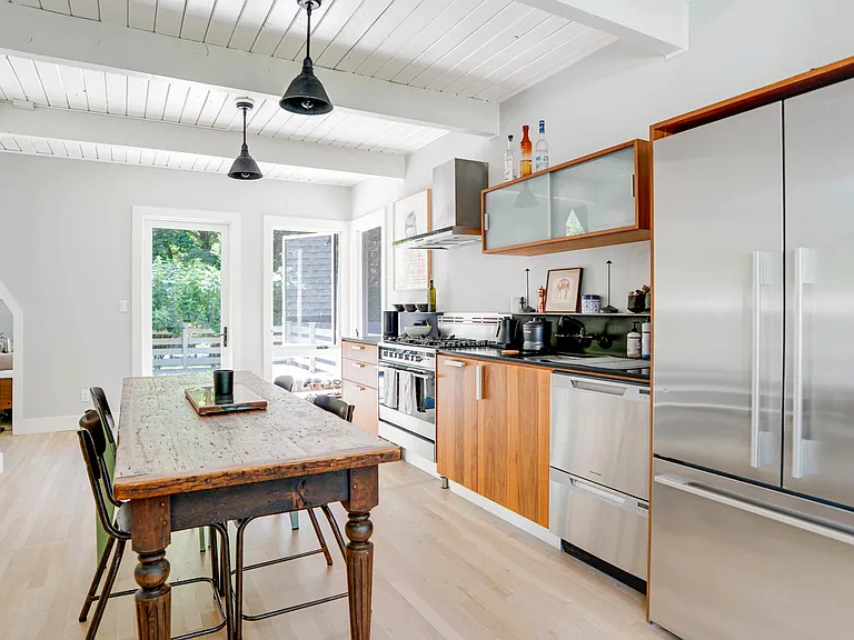 7 Marc St — Photo 8