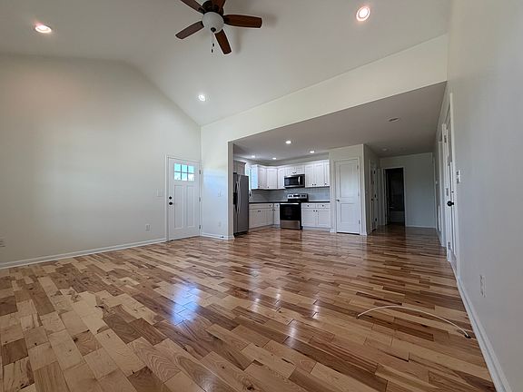 2nd image of 1338 Magnolia Grove Rd