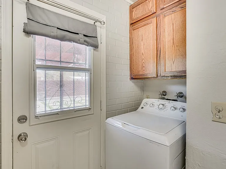 Laundry Room Cabinet