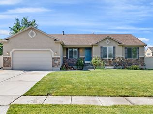 2027 W Colt Dr, Farmington, UT 84025