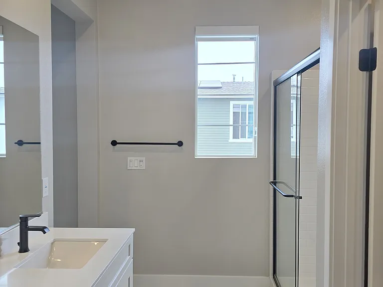 1488 W Sunrise Ln — Photo 48