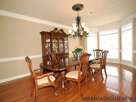4th image of 4405 Bay Hill Dr