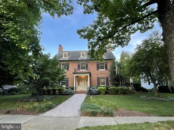 310 Upper College Ter, Frederick, MD 21701