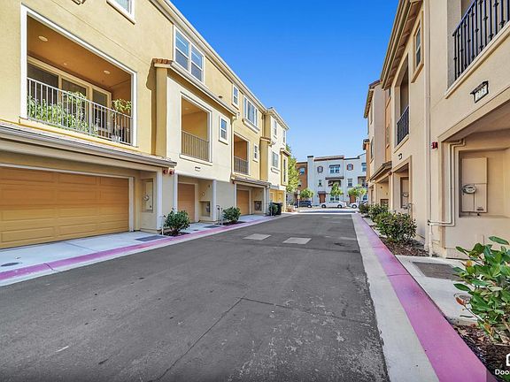 5th image of 272 Montalcino Cir
