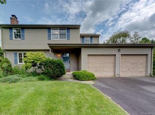 117 Winesap Rd, Berlin, CT 06037