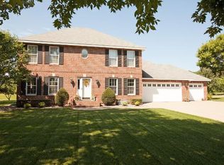 7 Walnut Cir SE, Saint Cloud, MN 56304