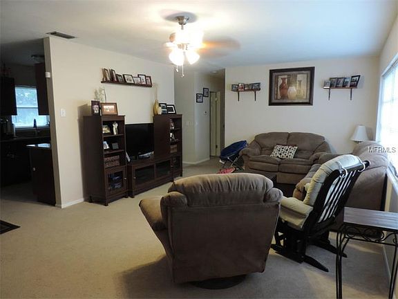3rd image of 1833 Lombardy Dr