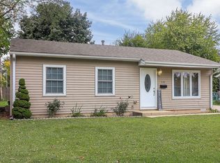 322 Kent Ave, Romeoville, IL 60446