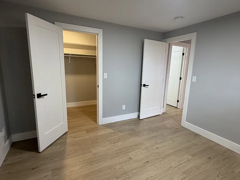 56 Olive Cres — Photo 7