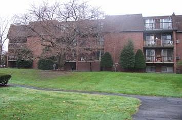 1st image of 142 Kenrick St #T28