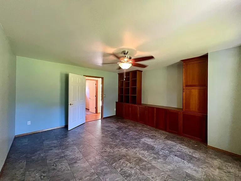 3611 Baker Ames Rd NE — Photo 17