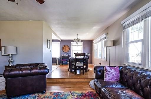 5th image of 18 W Highland Ave