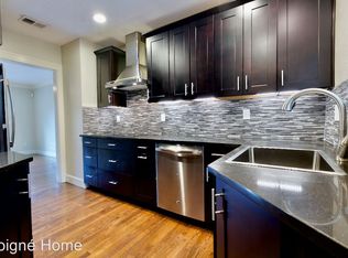 1107 W 49th St, Kansas City, MO 64112
