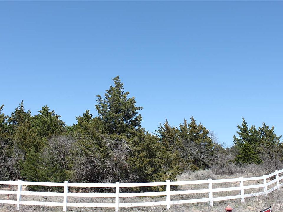 1st image of 18 The Springs Rd