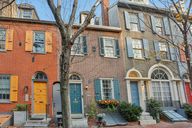 S Camac St-S2111-001.jpg