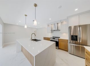 8825 SW 151st St, Palmetto Bay, FL 33176