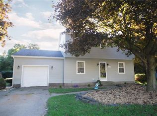 5520 Sebago Dr, Fairview, PA 16415