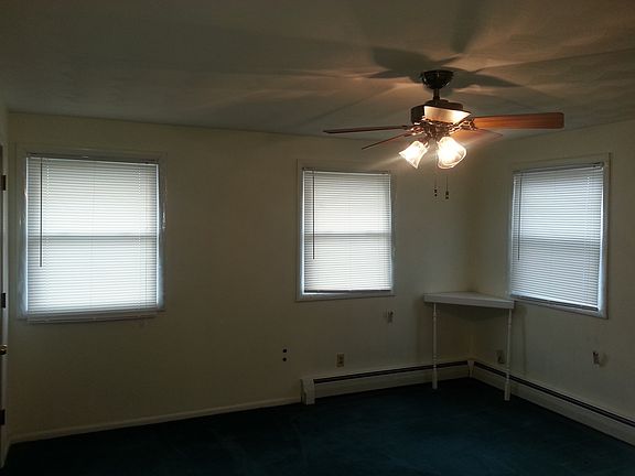 2nd image of 42950 Emerald Dr