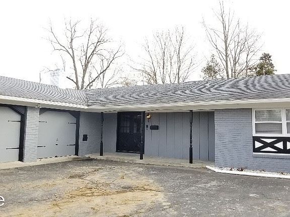 2nd image of 2113 Crestwood Dr