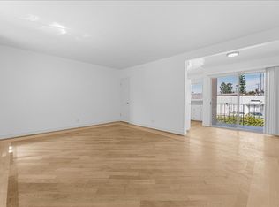 11661 Erwin St APT 12, North Hollywood, CA 91606