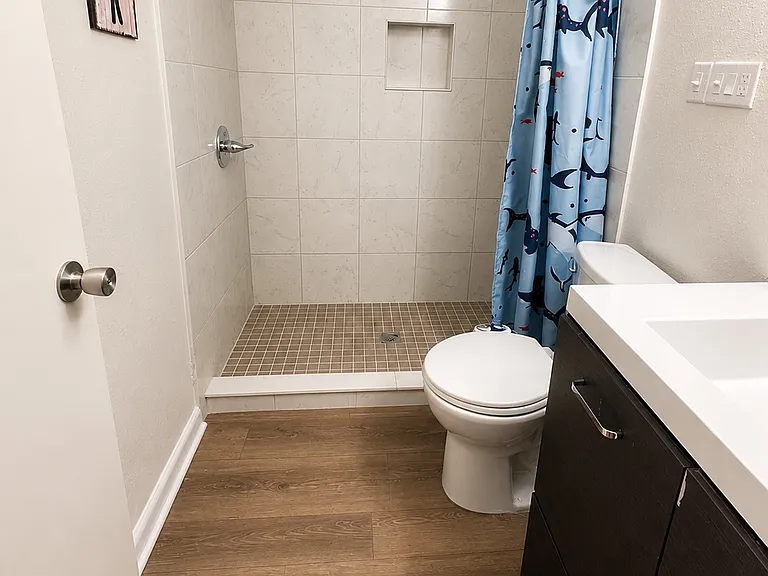 1118 SW Castle Heights Ter — Photo 5