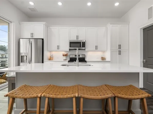 403 Burton Dr #107, Alpharetta, GA 30009