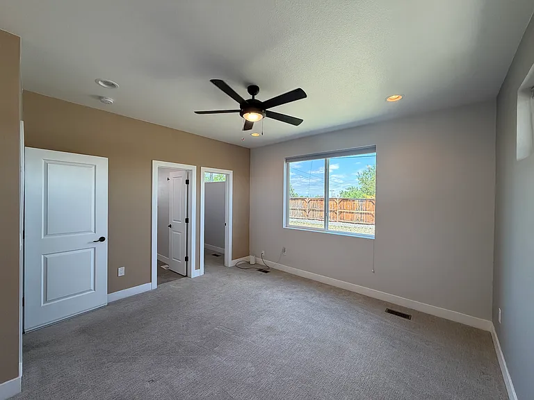 2527 W Wesley Ave — Photo 28