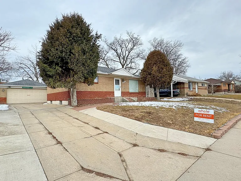 7071 Ruth Way — Photo 3