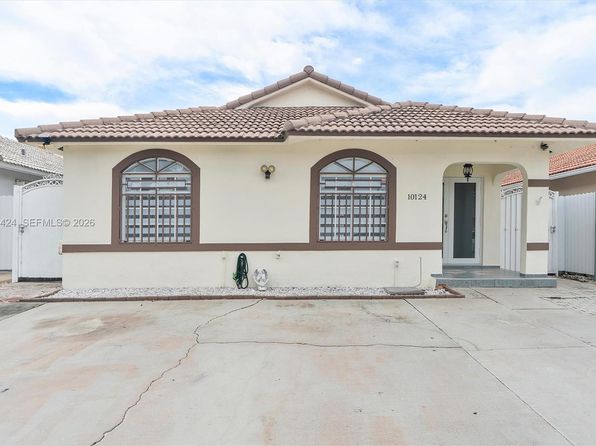 10124 NW 127th Ter